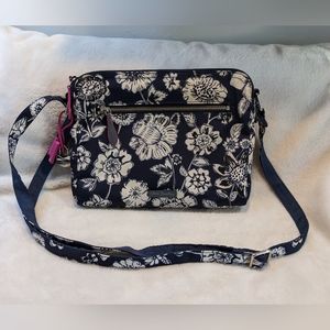 Vera Bradley midnight floral purse
